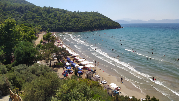 Sahiller Doldu Taştı